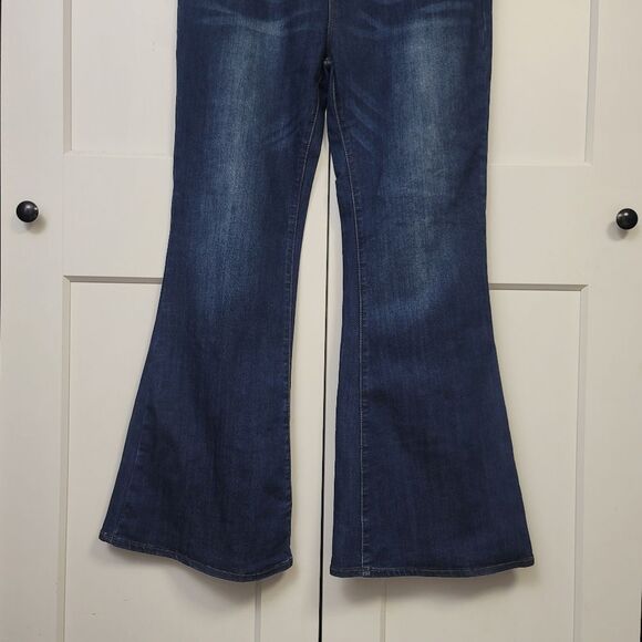 SONG Lace-up Back Fit And Flare Jeans, 17/33 - Picture 3 of 6